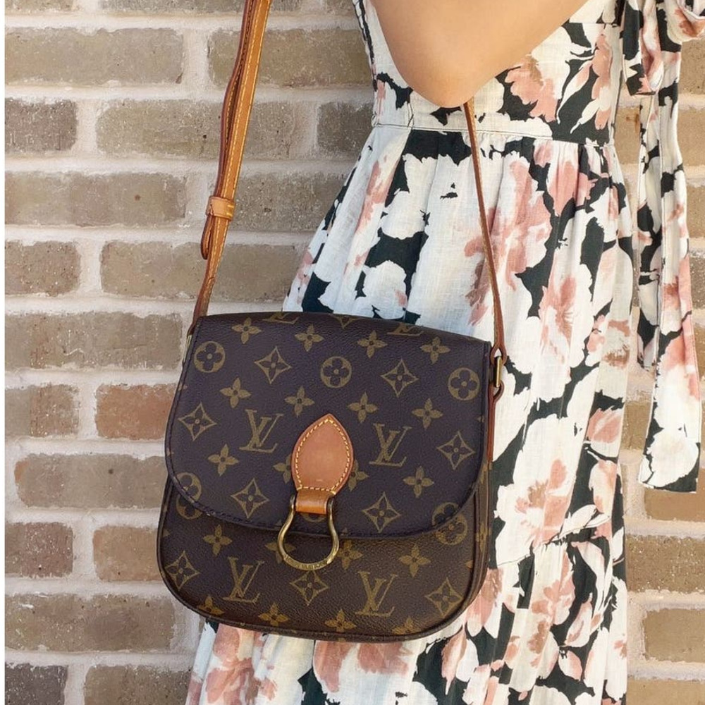 💎✨Authentic✨💎Louis Vuitton Monogram Saint Cloud MM Crossbody Bag